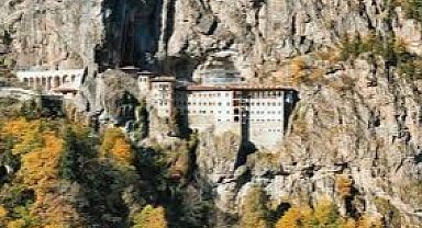 Trabzon’un En Meşhur Manastırı: Sümela Manastırı