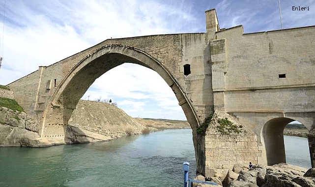 Güneydoğu Anadolu’daki En Eski Çeşmelerden: Malabadi Köprüsü Çeşmesi