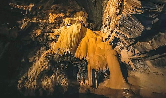 Türkiye'nin En Uzun Su Altı Gölü Mağarası: Altınbeşik Mağarası